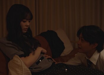 彼氏に全てを打ち明けるのサムネイル